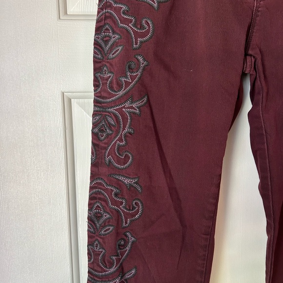 BDG Mid Rise Twig Ankle Jeans with Embroidery- Size 29 - Picture 3 of 7